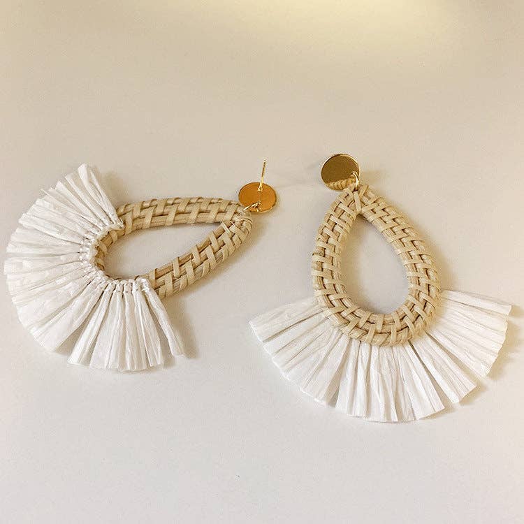Dipped Shop - Scalloped Tassel Rattan Vacation Earrings DPJE1716