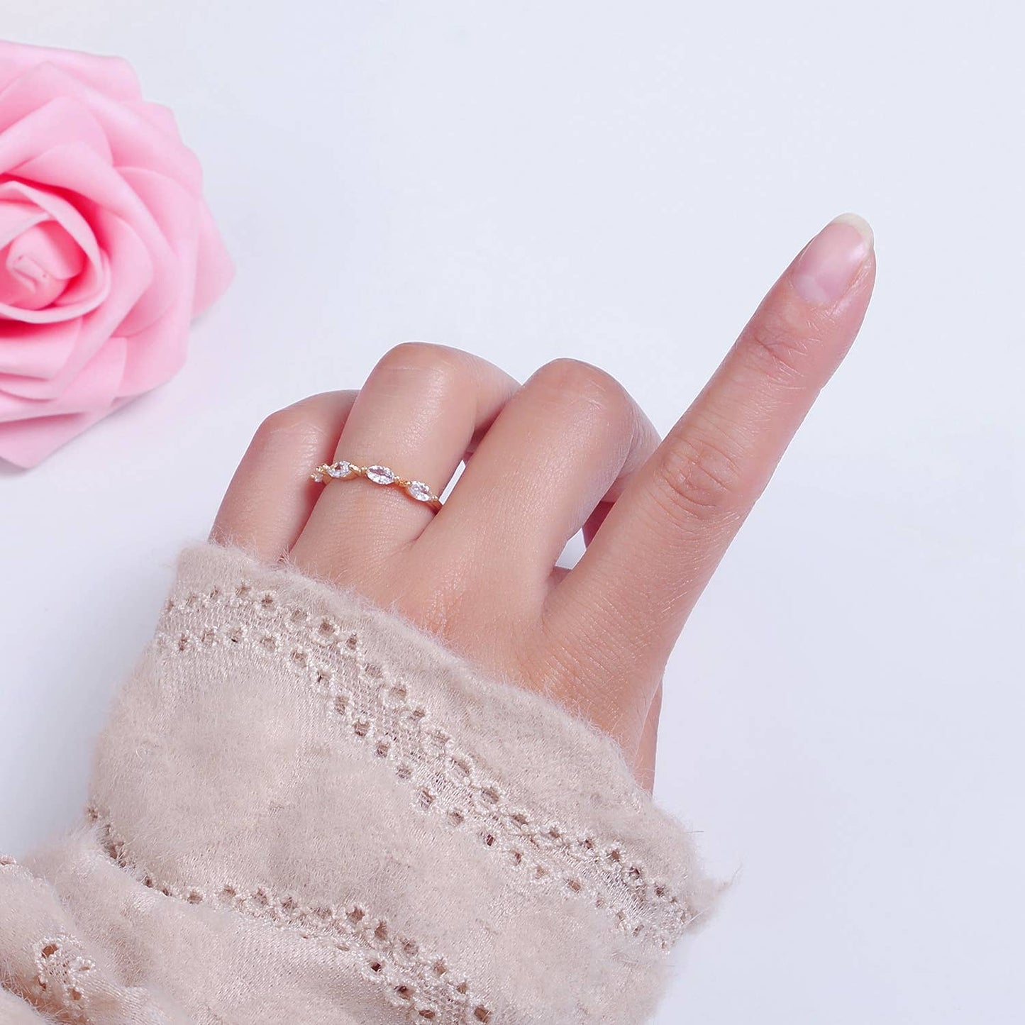 Aim Eternal - Elegant Clear Ellipse CZ Crystal Minimalist Gold Ring O2150