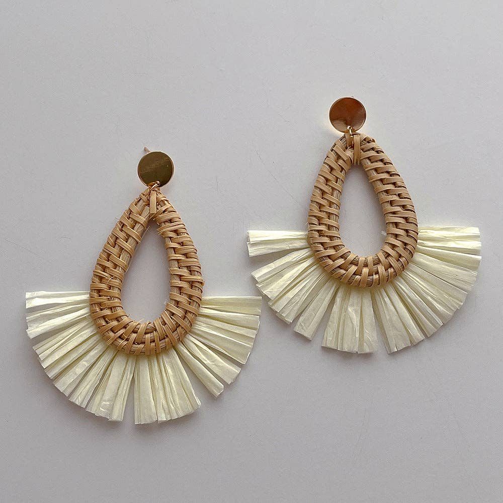 Dipped Shop - Scalloped Tassel Rattan Vacation Earrings DPJE1716