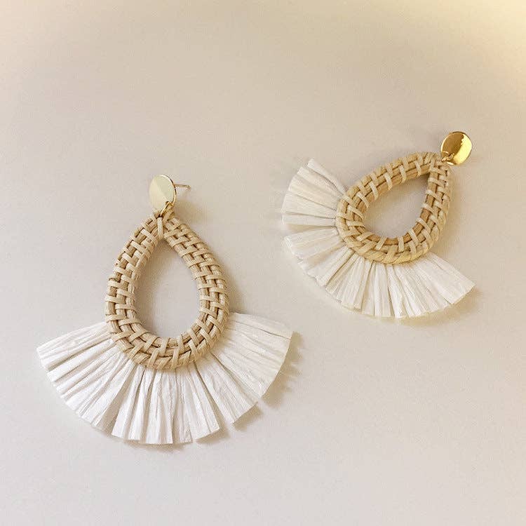 Dipped Shop - Scalloped Tassel Rattan Vacation Earrings DPJE1716