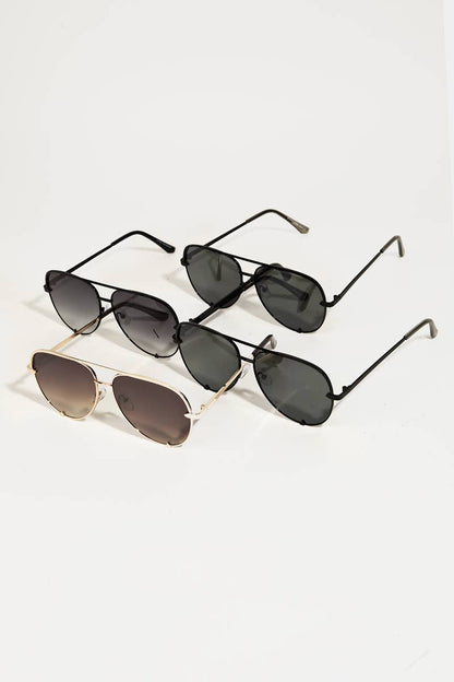 Collections by Fame Accessories - Classic Metallic Aviator Frame Sunglasses
