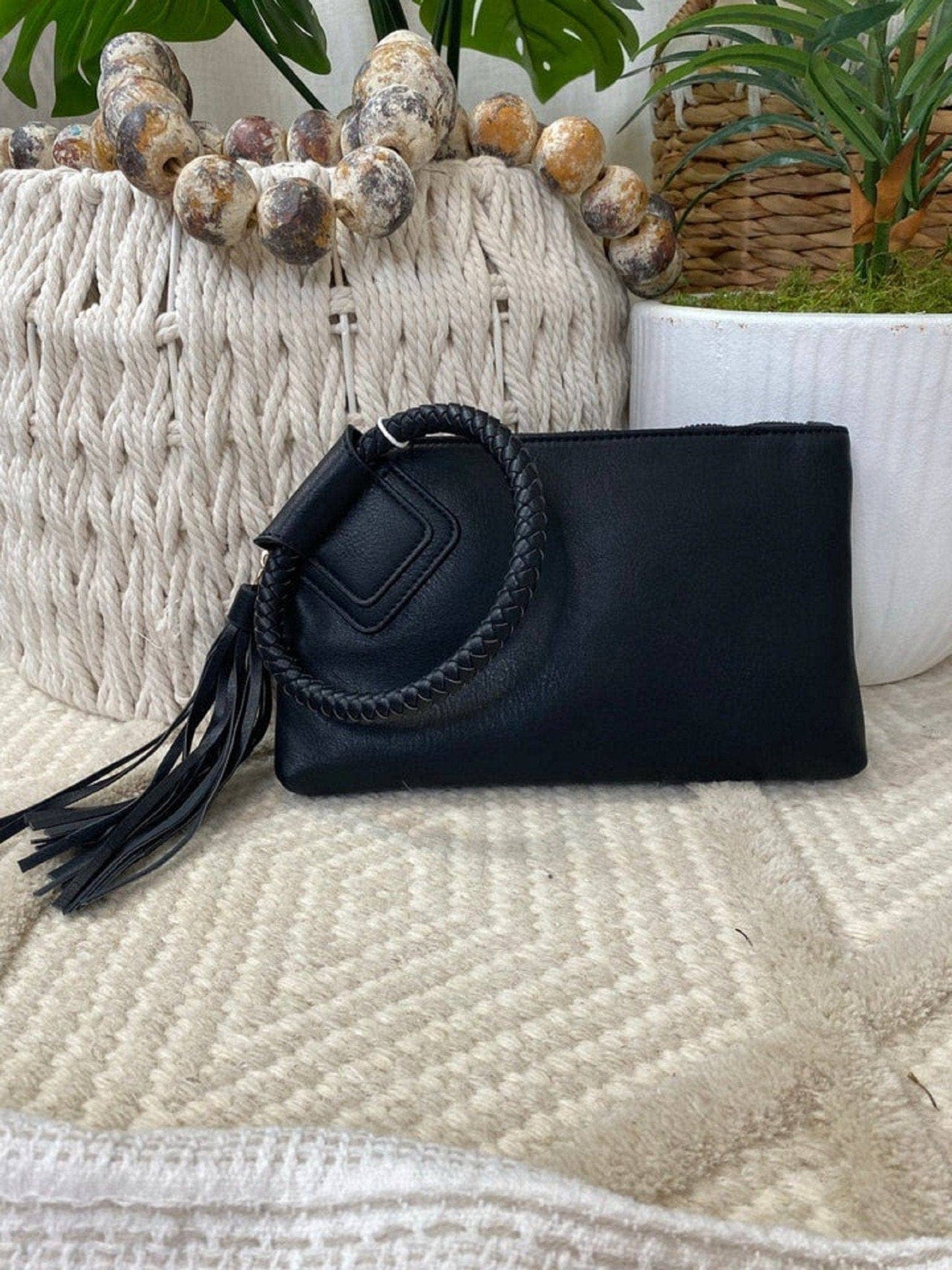 MiMi Wholesale - JYM0346 Soft Vegan Leather Wristlet/Clutch
