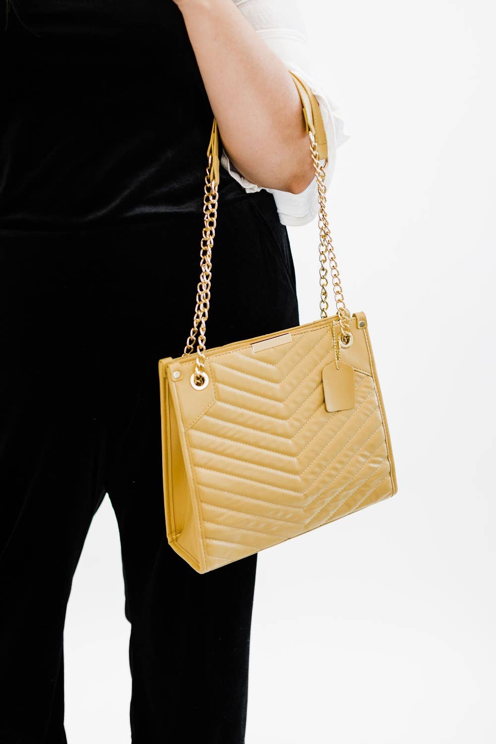 modern and chic - Delilah Designer Style Handbag Shoulder Purse