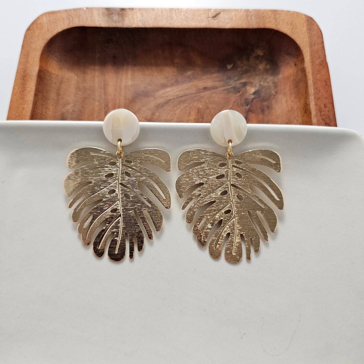 Spiffy & Splendid - Belize Earrings - Ivory // Plant, Resort, Jewelry