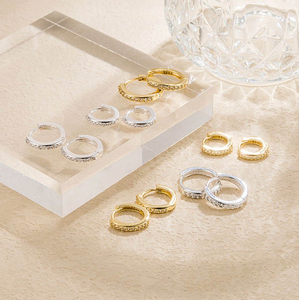 Melange Blanc - E172 paved dainty huggie hoop earrings