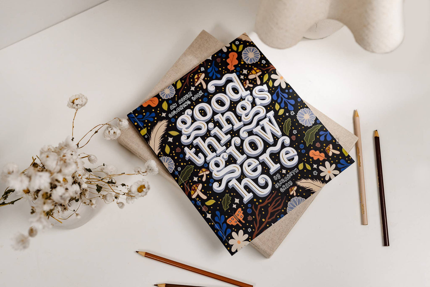 Blue Star Press - Good Things Grow Here (Premium Coloring Book)