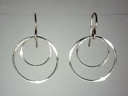 ER373 Ken’s handcrafted jewelry - Sterling Silver Circle Medium Multiple