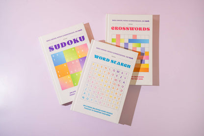 Blue Star Press - 100 Stress-Relieving Crossword Puzzles to Sharpen Your Mind
