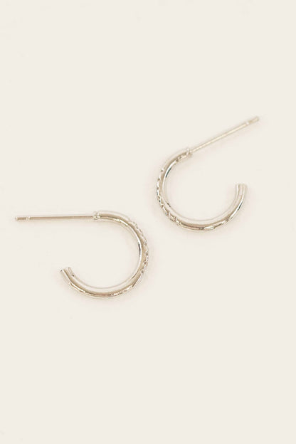 Lovoda - Thin Stone Hoop Earrings | Silver