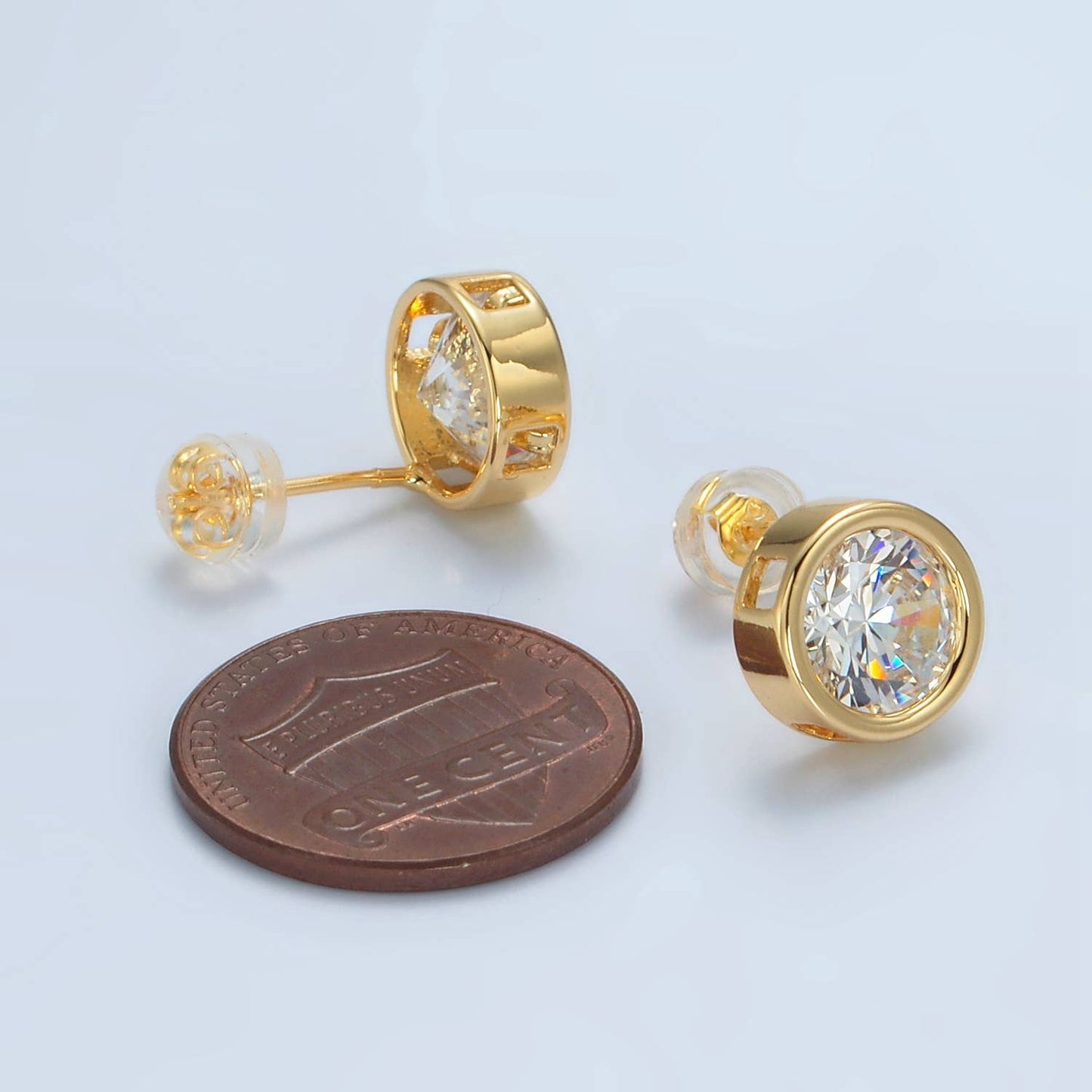 Aim Eternal - 24K Gold Filled 10mm Round CZ Bezel Stud Earring | P-538