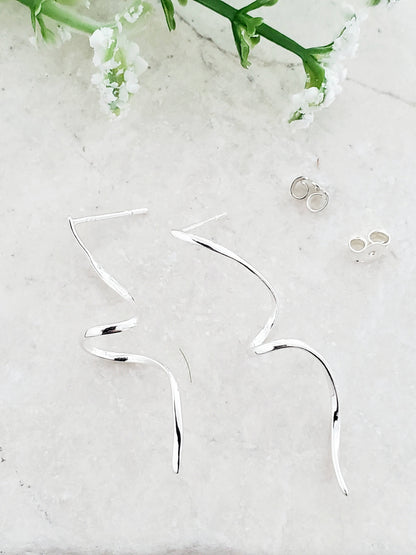 SD110 Sosie Designs - Silver Ribbon Twirl Studs