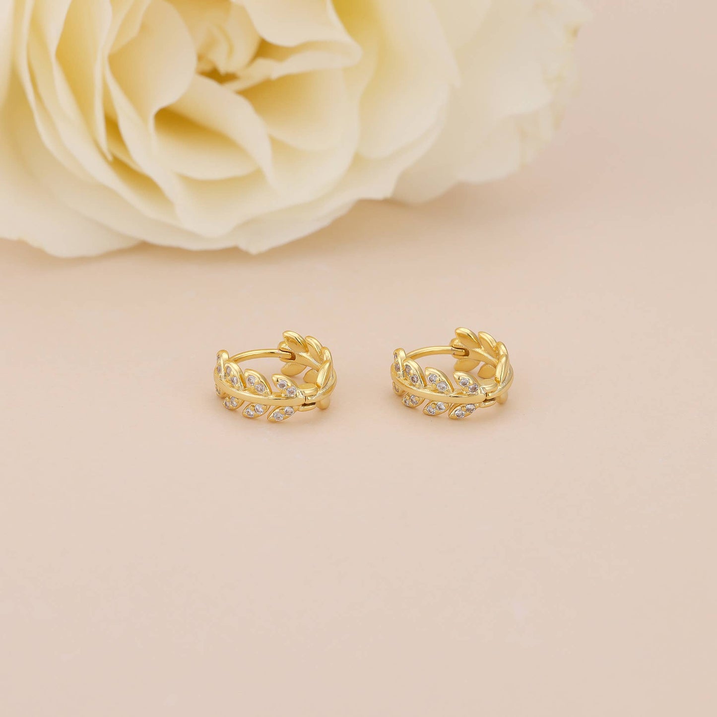 Melange Blanc - E043 gold leaf huggie earrings, leaf hoop earrings, huggies