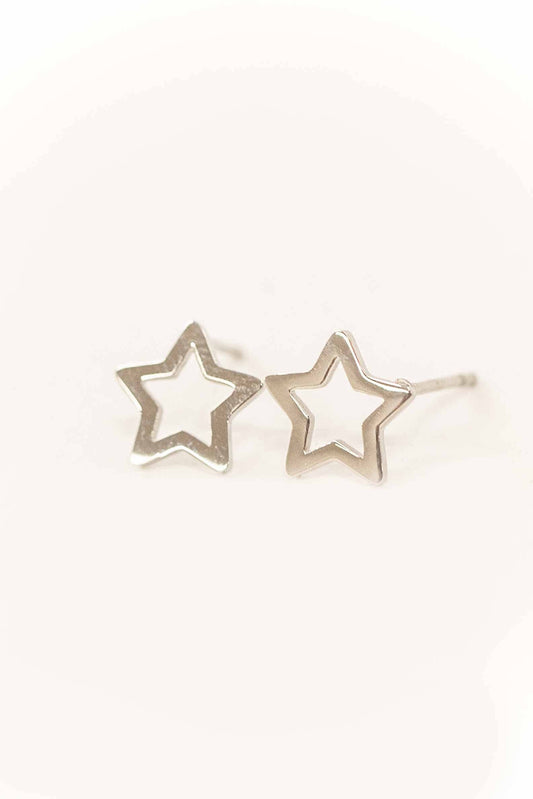 Lovoda - Star Outline Stud Earrings | Silver