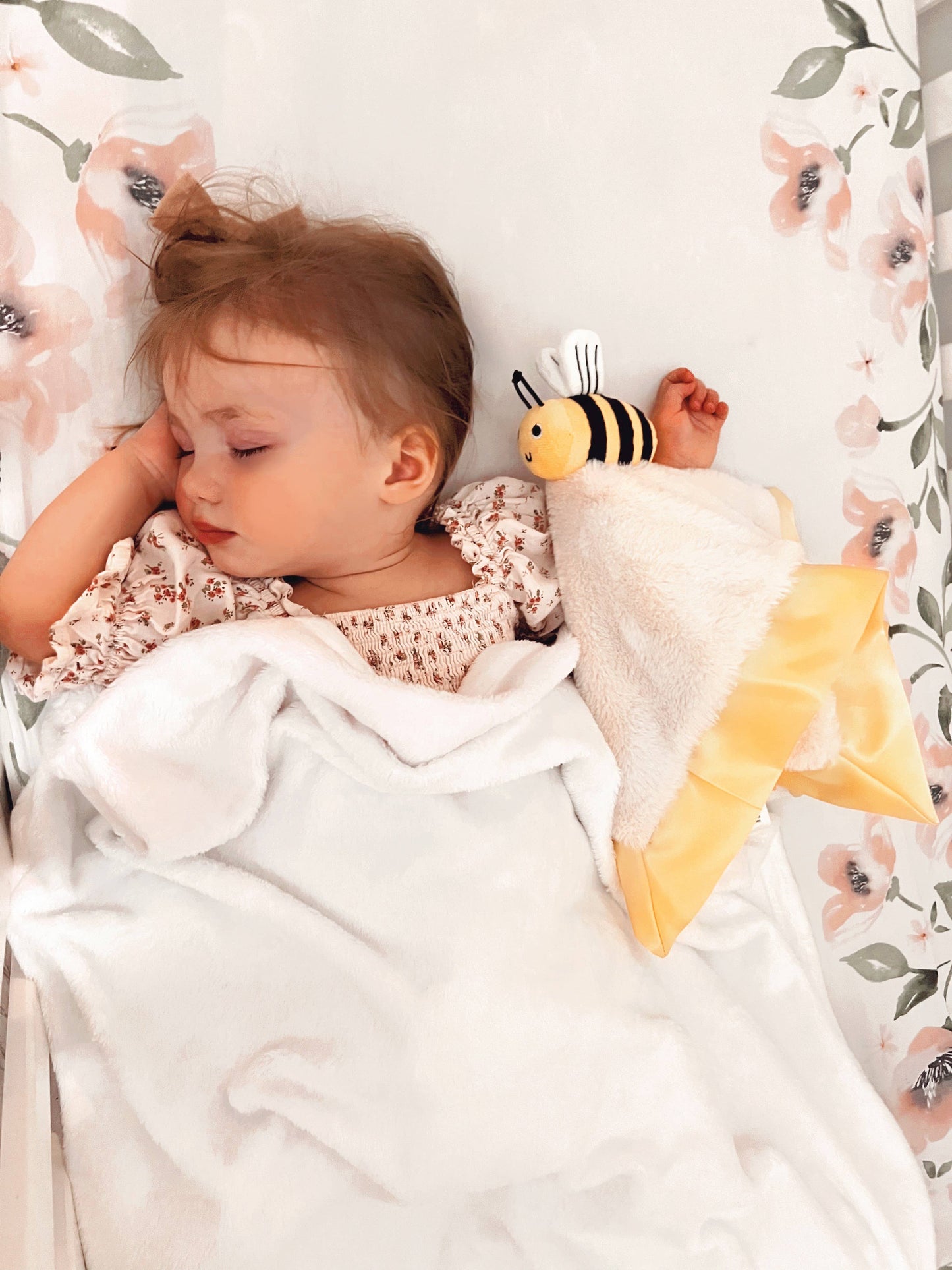 Lucy Darling - Little Bee Baby Lovey