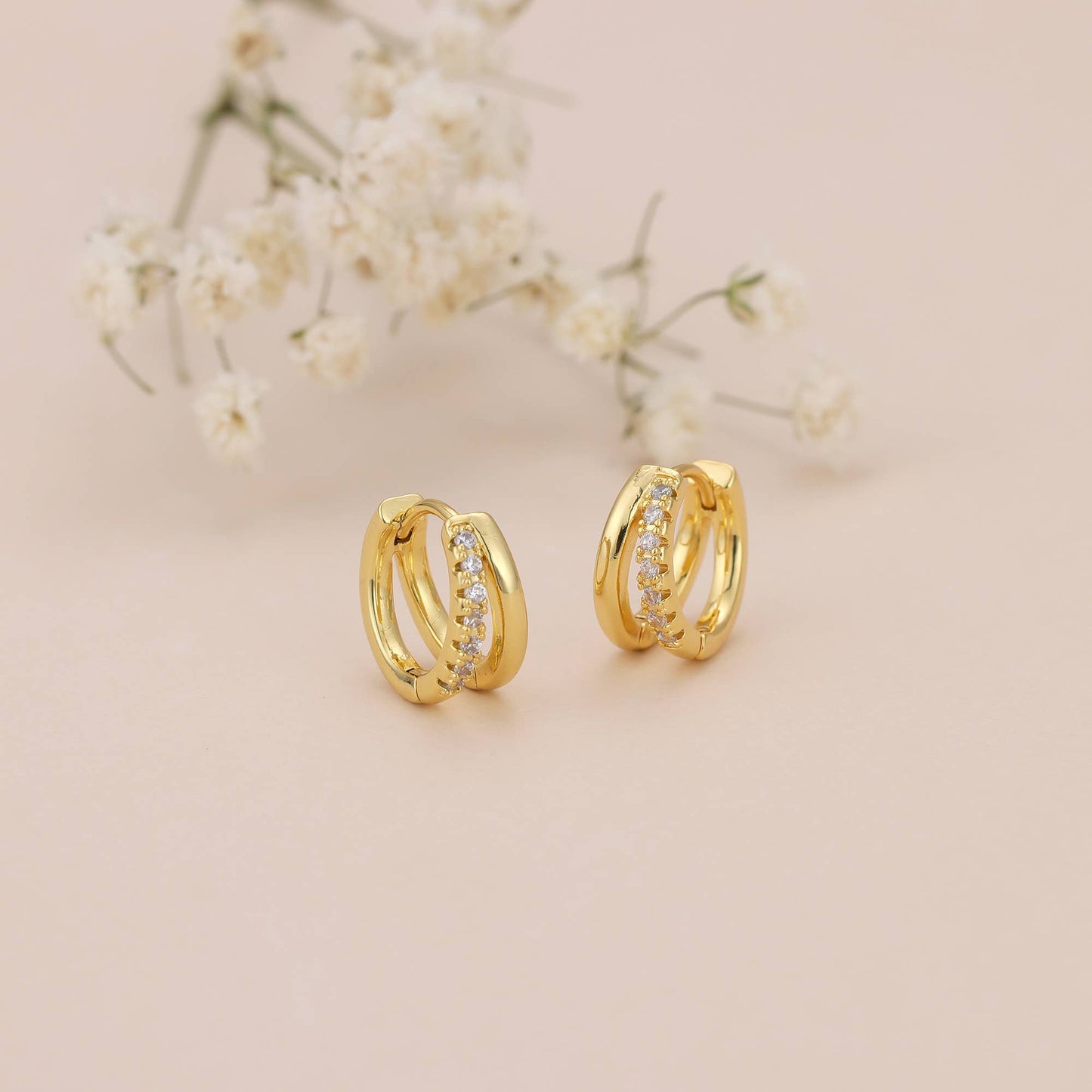 Melange Blanc - E182 double hoop huggie earring, double hoop earring
