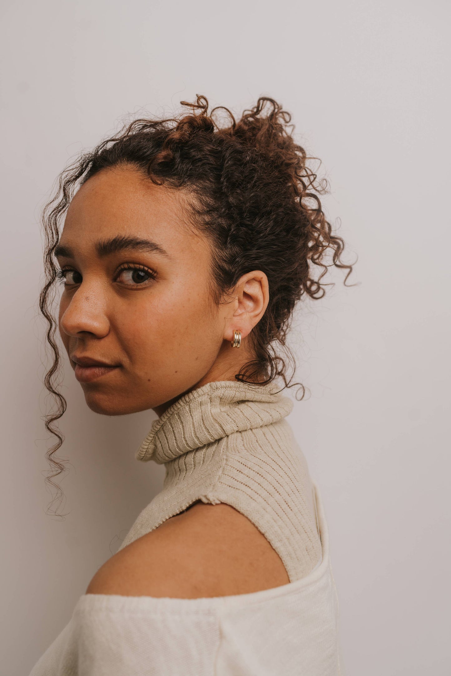 JaxKelly - Gold Hoop - Bold - Earrings